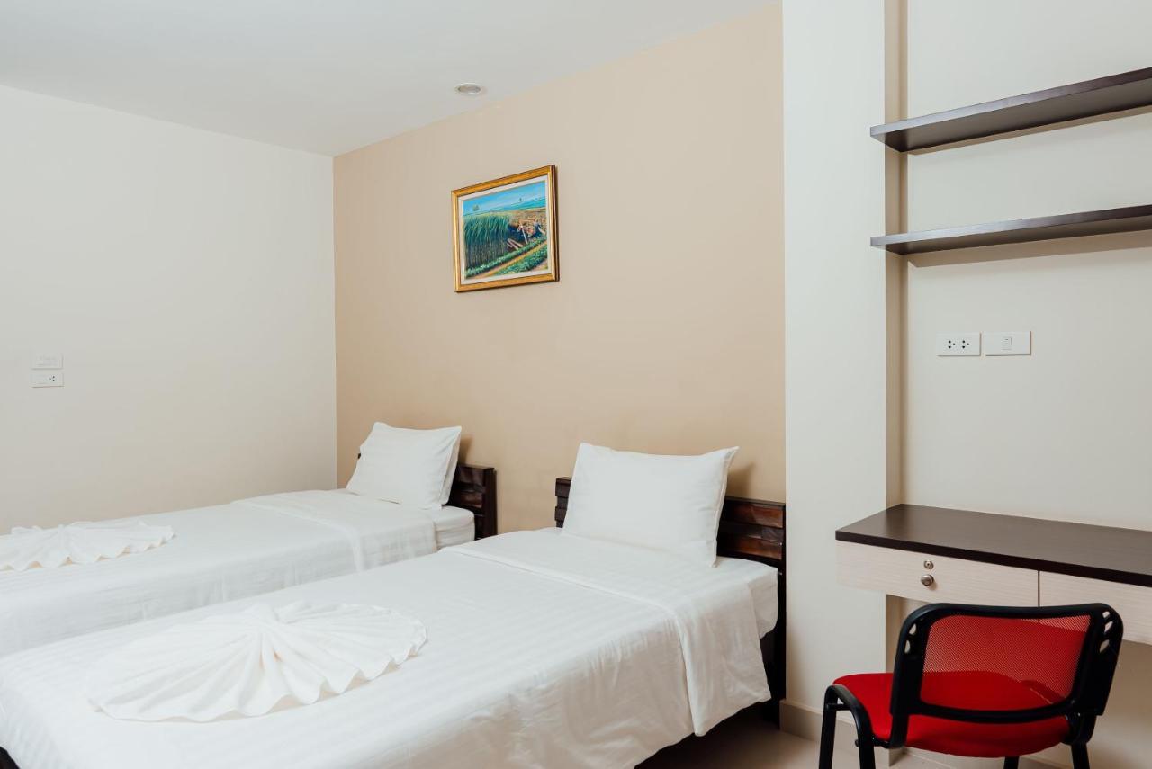 Corner One Residence Hat Yai Eksteriør billede